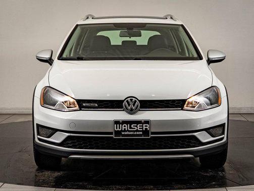 2017 Volkswagen Golf Alltrack TSI SE