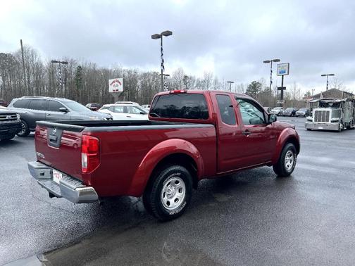 Photo 4 of 22 of 2015 Nissan Frontier S