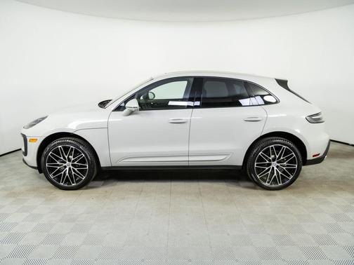 Chalk 2026 Porsche Macan Macan