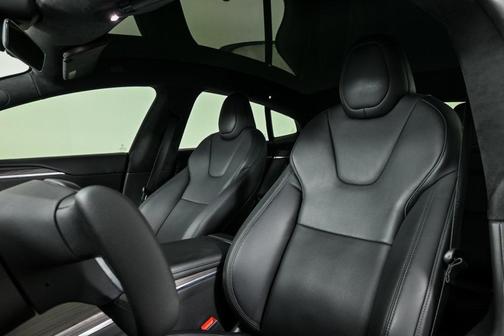 2022 Tesla Model S Base
