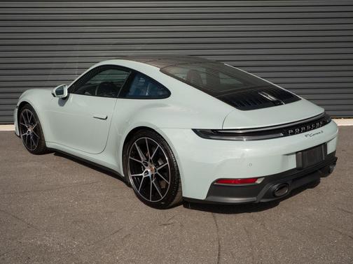 2025 Porsche 911 Carrera S