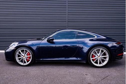 2022 Porsche 911 Carrera S