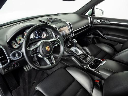 2015 Porsche Cayenne Cayenne