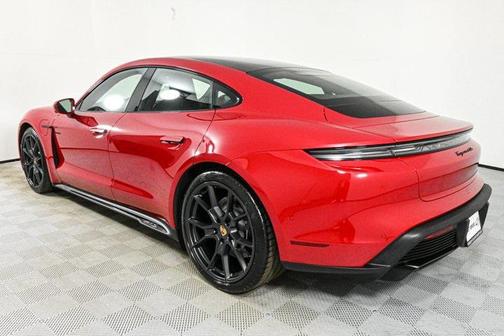 2025 Porsche Taycan GTS