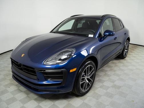 2026 Porsche Macan Base