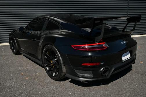 2018 Porsche 911 GT2 RS