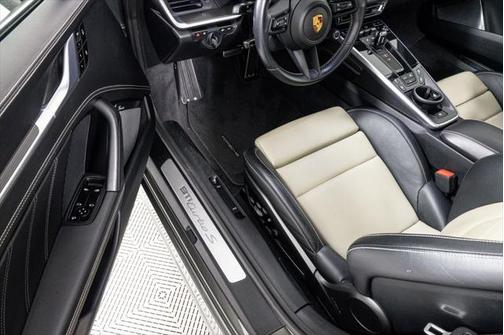 2021 Porsche 911 Turbo S