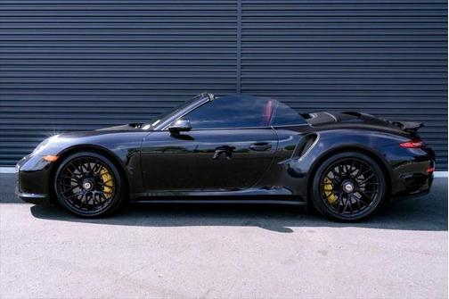 2015 Porsche 911 Turbo S