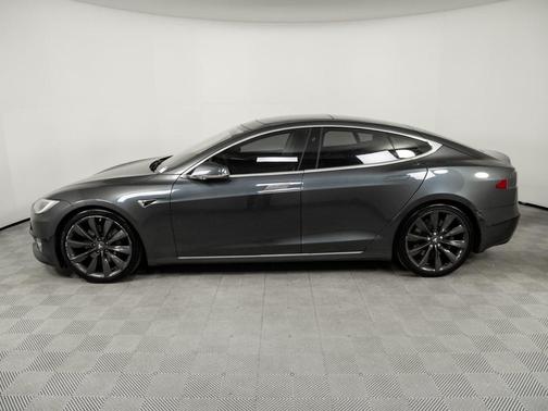 2016 Tesla Model S 75D