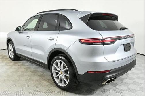2023 Porsche Cayenne Base