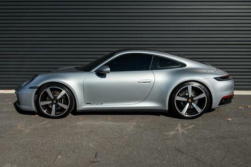 2022 Porsche 911 Carrera S