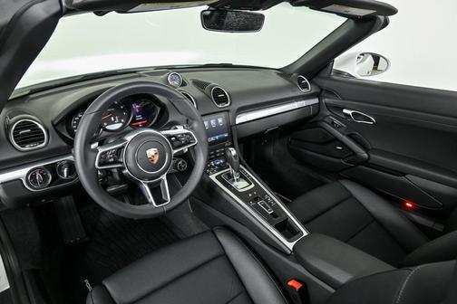 2025 Porsche 718 Boxster 