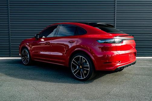 2023 Porsche Cayenne Turbo