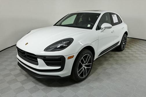 2025 Porsche Macan 