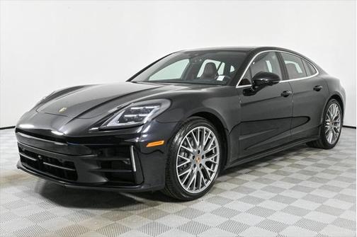 2024 Porsche Panamera 4