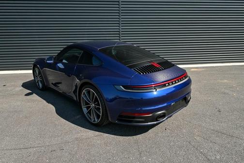 2024 Porsche 911 Carrera