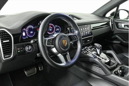 2023 Porsche Cayenne Platinum Edition