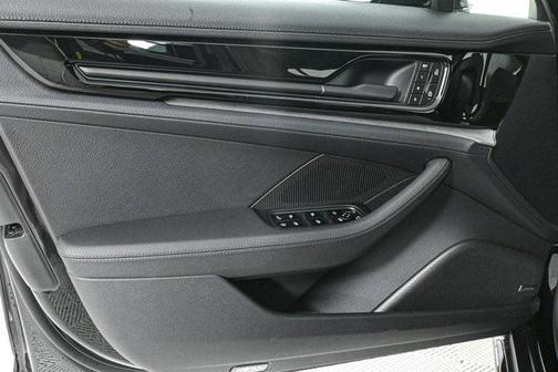 2025 Porsche Panamera E-Hybrid 4