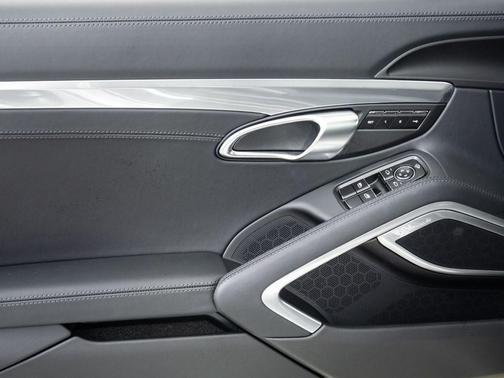 2025 Porsche 718 Cayman S