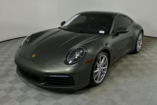2020 Porsche 911 Carrera