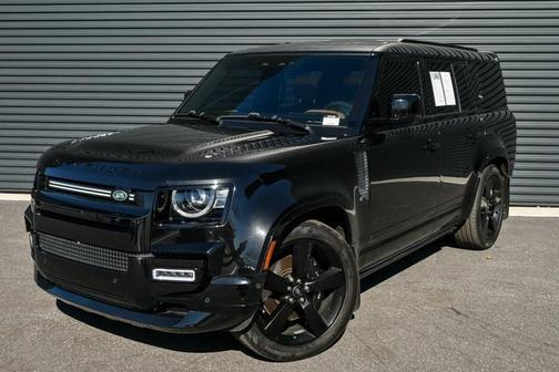 2024 Land Rover Defender V8