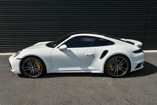 2024 Porsche 911 Turbo S