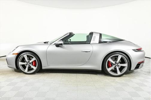 2022 Porsche 911 Targa 4S
