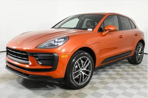 2022 Porsche Macan Base