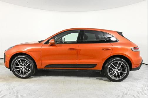 2022 Porsche Macan Base