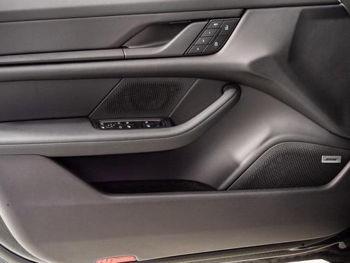 2024 Porsche Taycan 4S