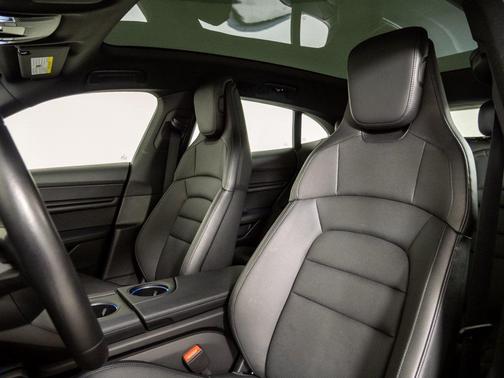 2024 Porsche Taycan 4S