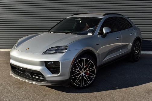 2025 Porsche Macan 4S