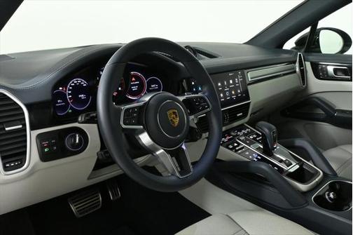 2022 Porsche Cayenne S