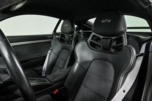 2020 Porsche 718 Cayman GT4
