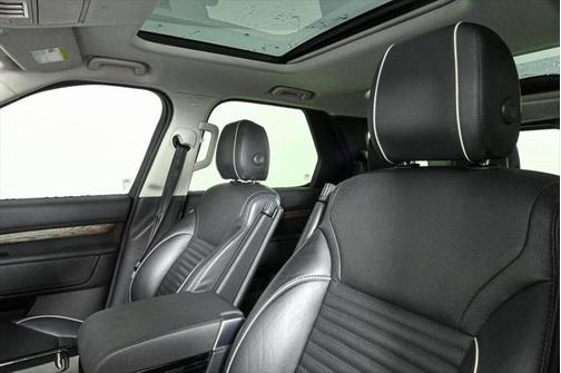 2017 Land Rover Discovery HSE