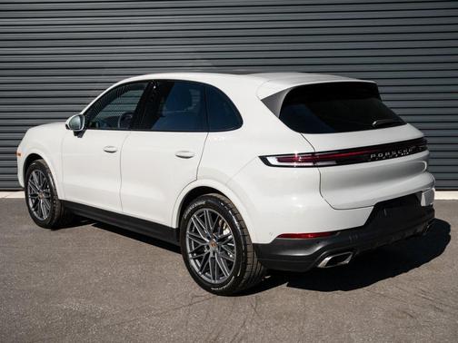 2024 Porsche Cayenne Cayenne