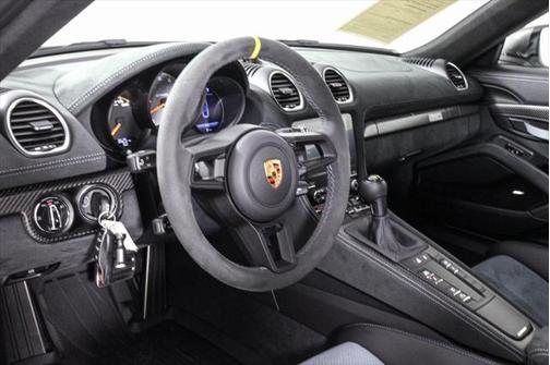2024 Porsche 718 Cayman GT4 RS