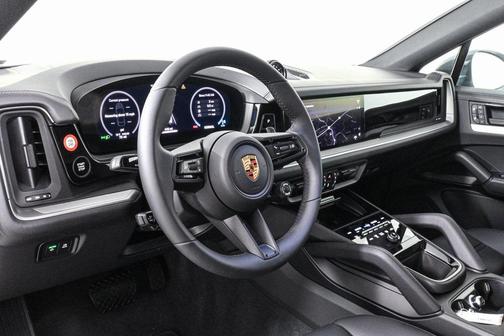 2025 Porsche Cayenne Base