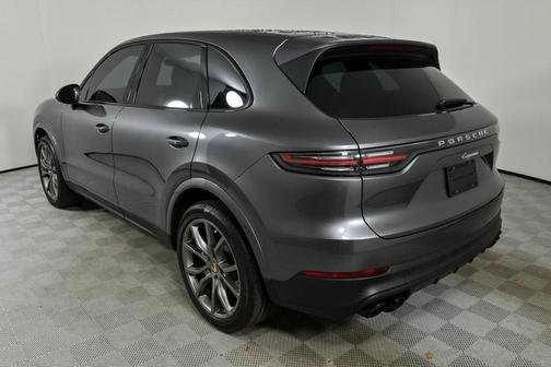 2022 Porsche Cayenne Cayenne