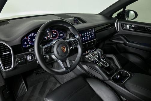 2022 Porsche Cayenne Cayenne