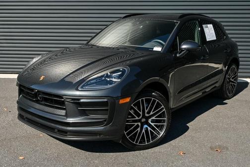 2025 Porsche Macan 