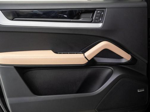 2024 Porsche Cayenne Cayenne