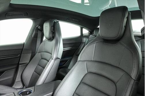 2024 Porsche Taycan 4S