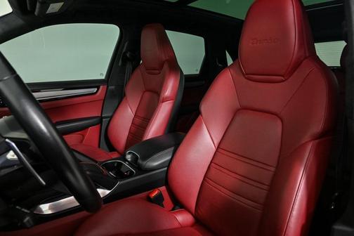 2021 Porsche Cayenne Turbo