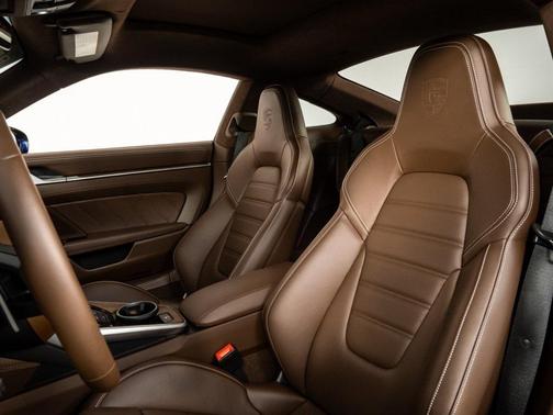 2025 Porsche 911 Turbo S