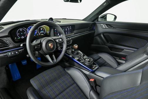 2025 Porsche 911 Carrera T