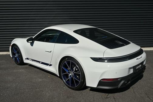 2025 Porsche 911 Carrera T