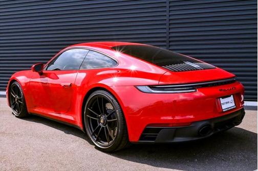 2023 Porsche 911 Carrera GTS