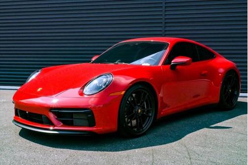 2023 Porsche 911 Carrera GTS