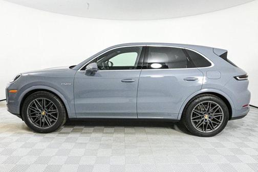 2024 Porsche Cayenne E-Hybrid S